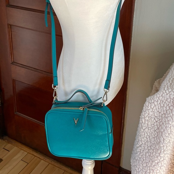 NWT Vanessa Williams Lush crossbody bag in Peacock Blue. - Picture 5 of 8